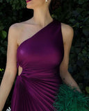 ONE SHOULDER PLEATED SOLID DRESS